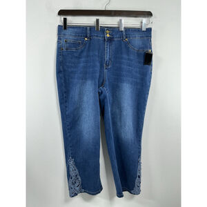 Womans NWT Iman Cropped Blue Jeans 20 W Embroidered Detail 0227/C-5